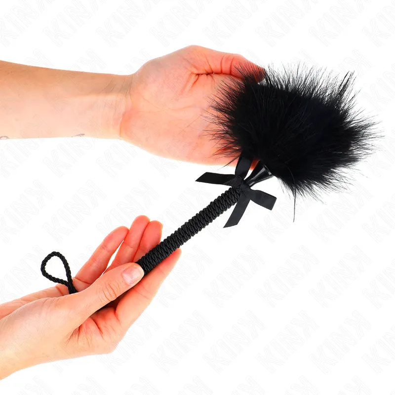 Kink - Nylon Rope Wand With Tickle Feathers And Black Bow 25 Cm