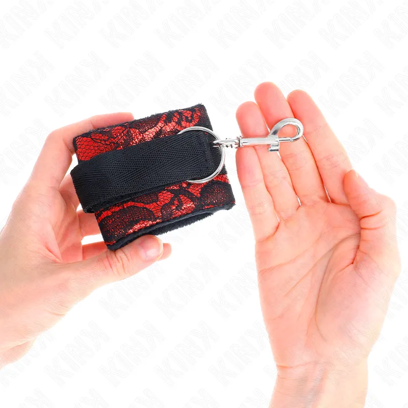 Kink - Short Velvet Lace Wrist Restraints And Nylon Bind Red / Black 23 X 6.5 Cm 2