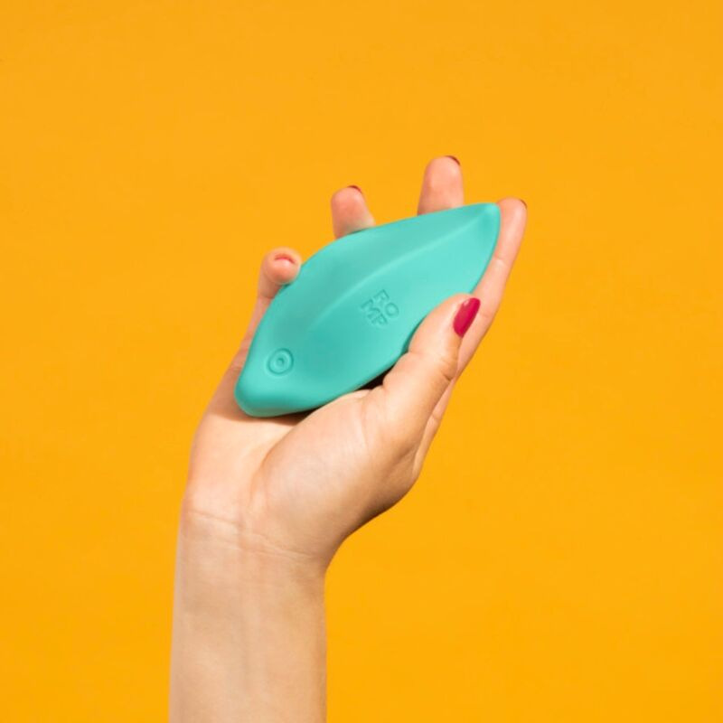 Romp - wave vibrator clitoral stimulator ergonomic shape aqua green 10