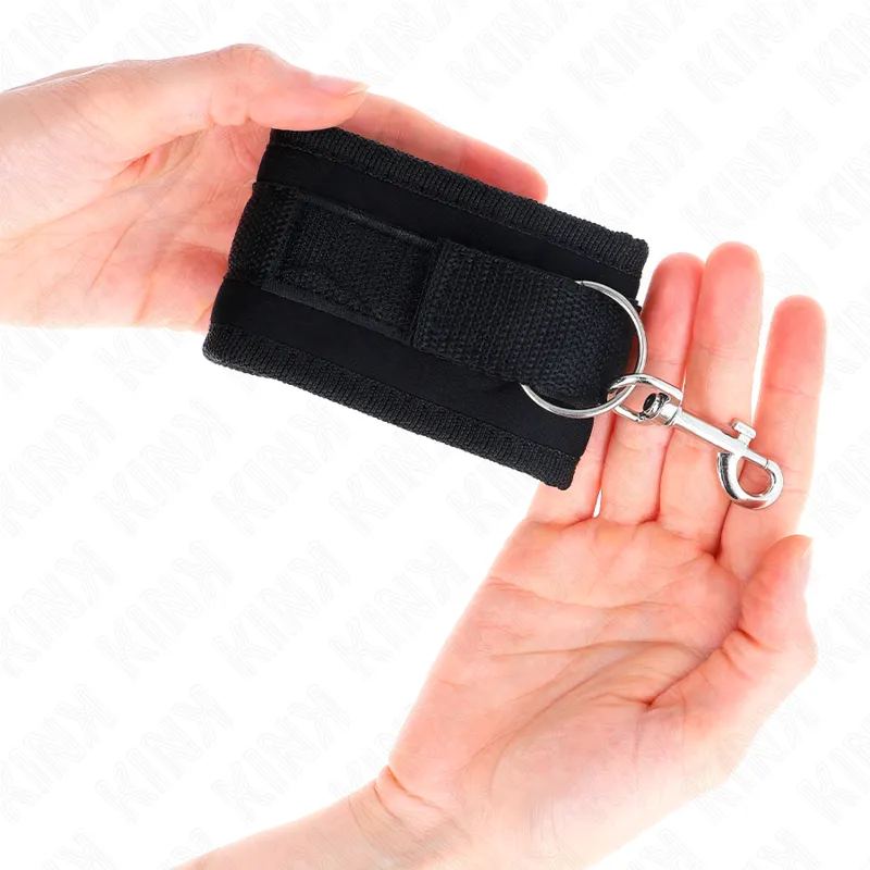 Kink - Nylon Bind Hook&Loop Wrist Restraints Black Model 2 Adjustable 18-35 Cm X 6 Cm 2
