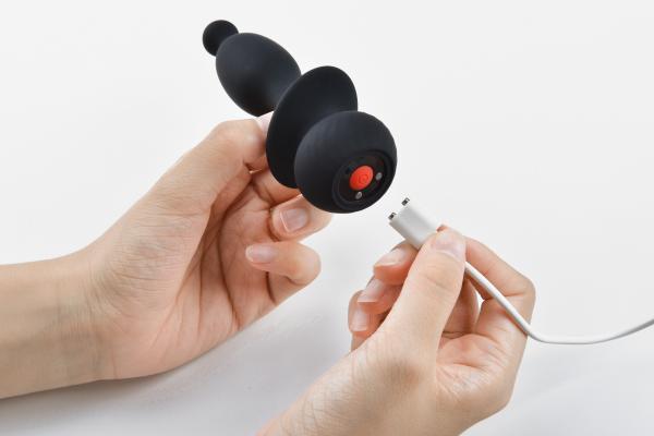 Magic Motion - App Controlled Vibrating Bunny Tail Anal Plug - Análny Kolík
