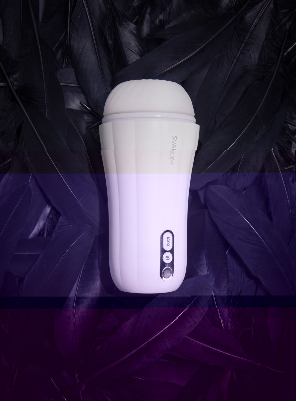 Svakom - Robin Vibrating Masturbator White 10