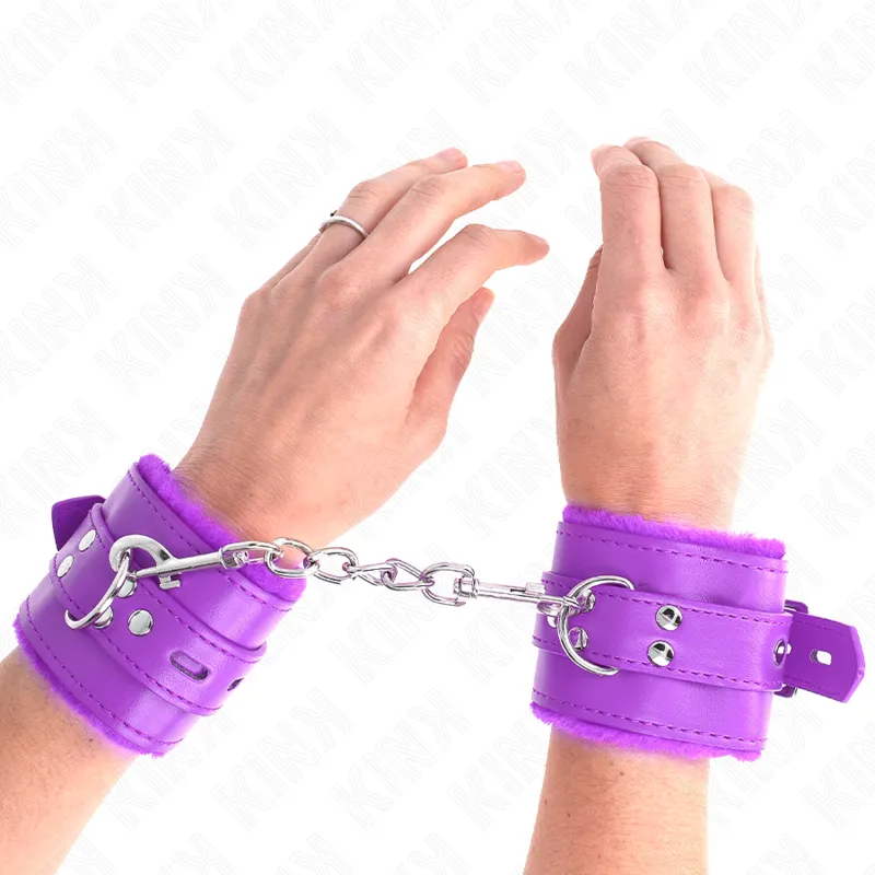 Kink - Fur Lined Wrist Restraints With Square Holes Purple And Purple Belt Adjustable 17-2