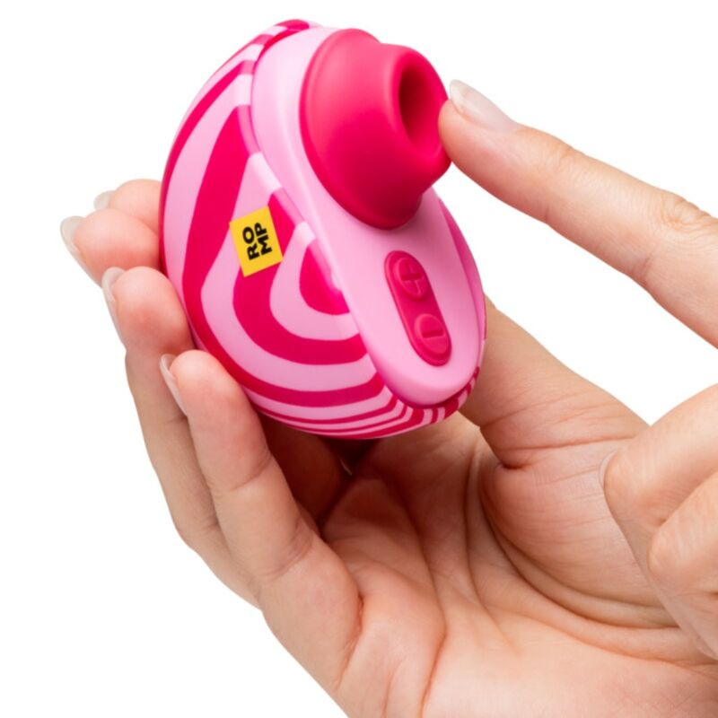 Romp - spin clitoral suction antitude with rotating opening and closing 3