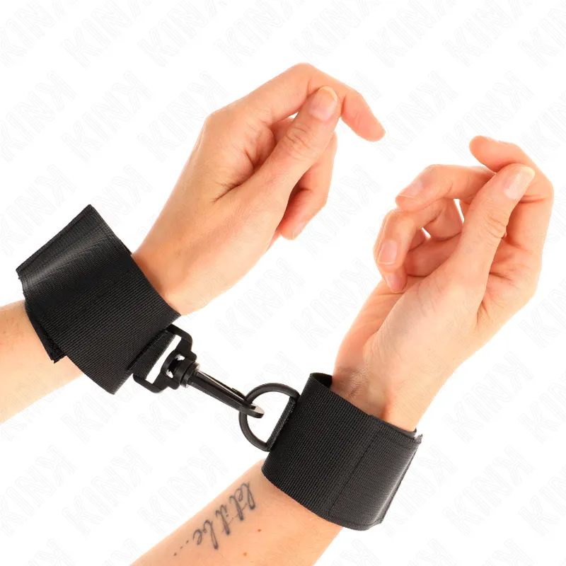 Kink - Nylon Wrist Restraints Black