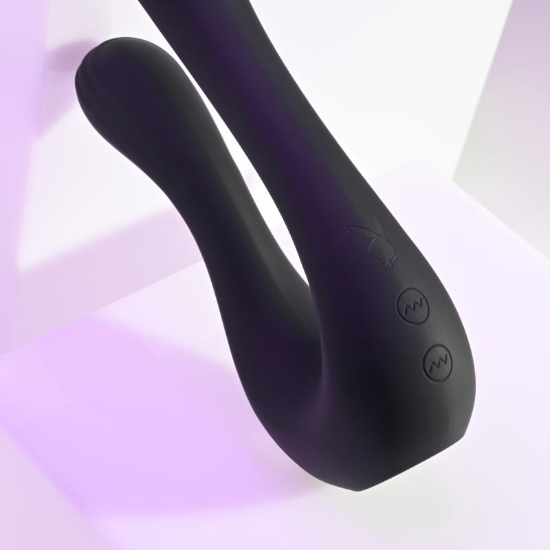 Playboy - The Swan Black 6