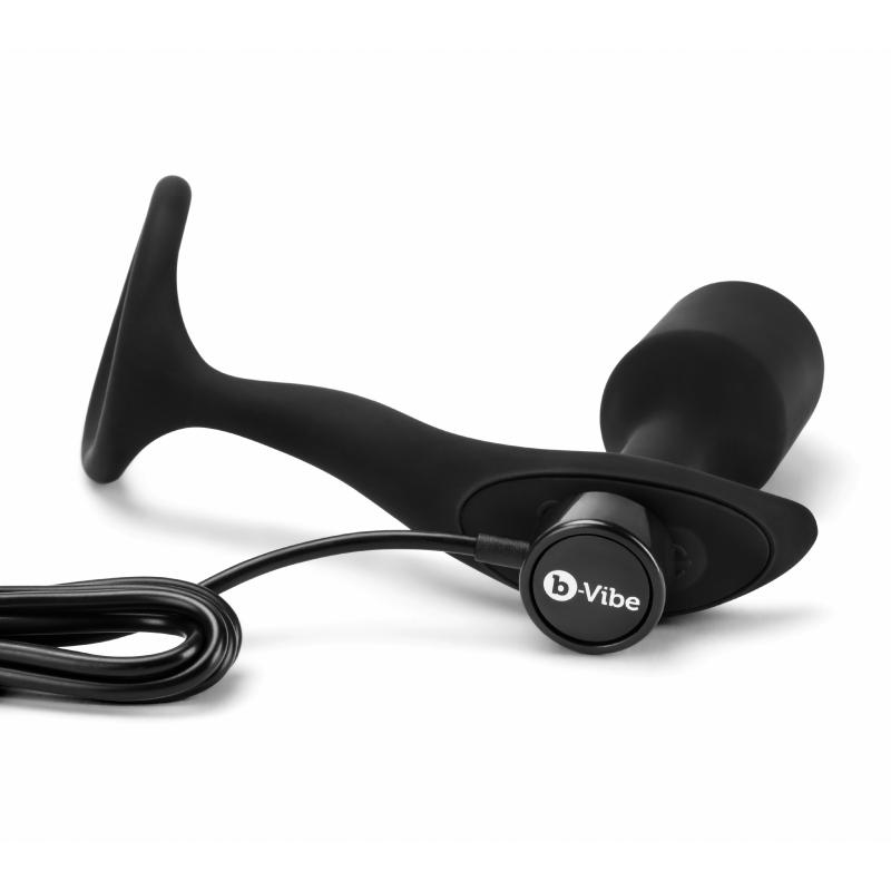 B-Vibe - Vibrating Snug & Tug M 19