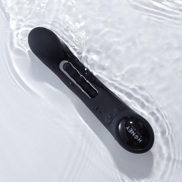 Honeyplaybox - Tempo-Pressure Sensing App-Controlled Kinky Finger Tapping G-Spot Vibrator