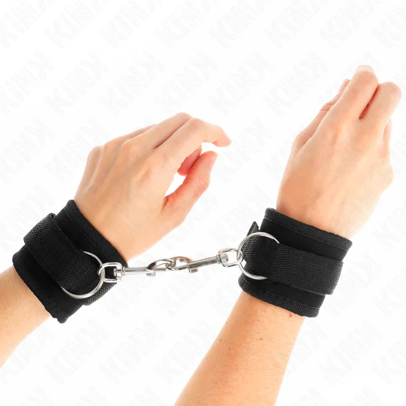 Kink - Nylon Bind Hook&Loop Wrist Restraints Black Model 2 Adjustable 18-35 Cm X 6 Cm