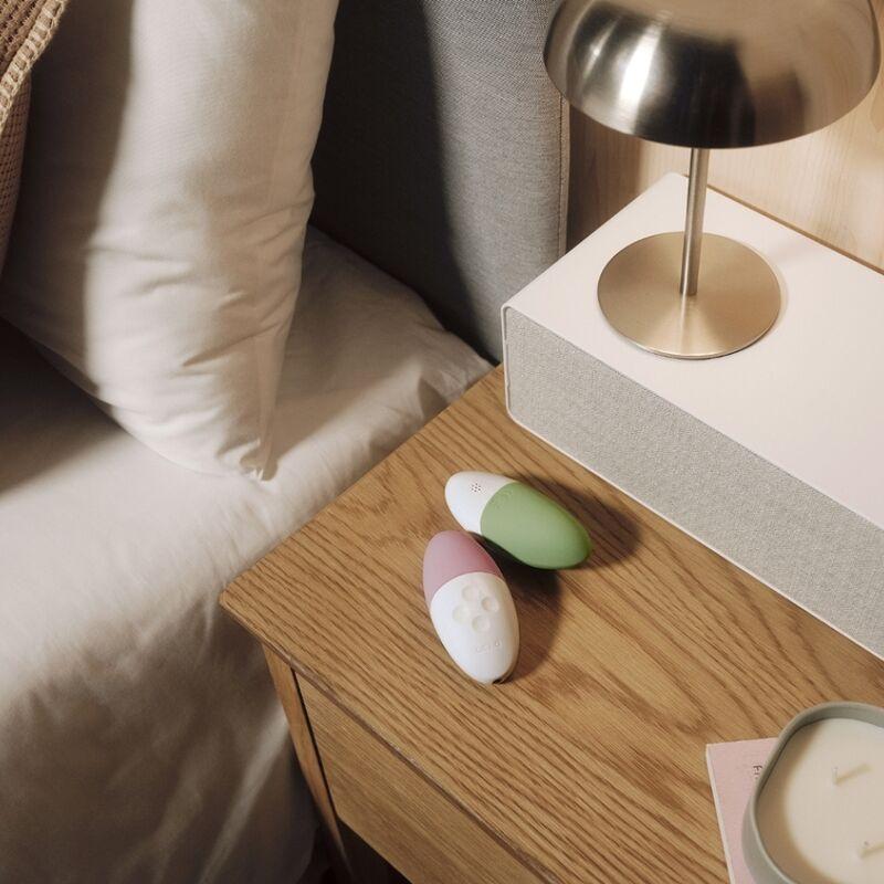 Lelo - Siri 3 Clitoris Massager Pistachio Cream