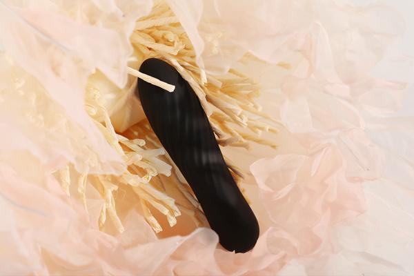 Svakom - Tulip Powerful Vibrator Black