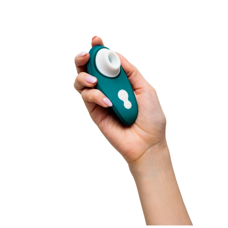 Womanizer - liberty 2 clitoris stimulator & suction blue 13