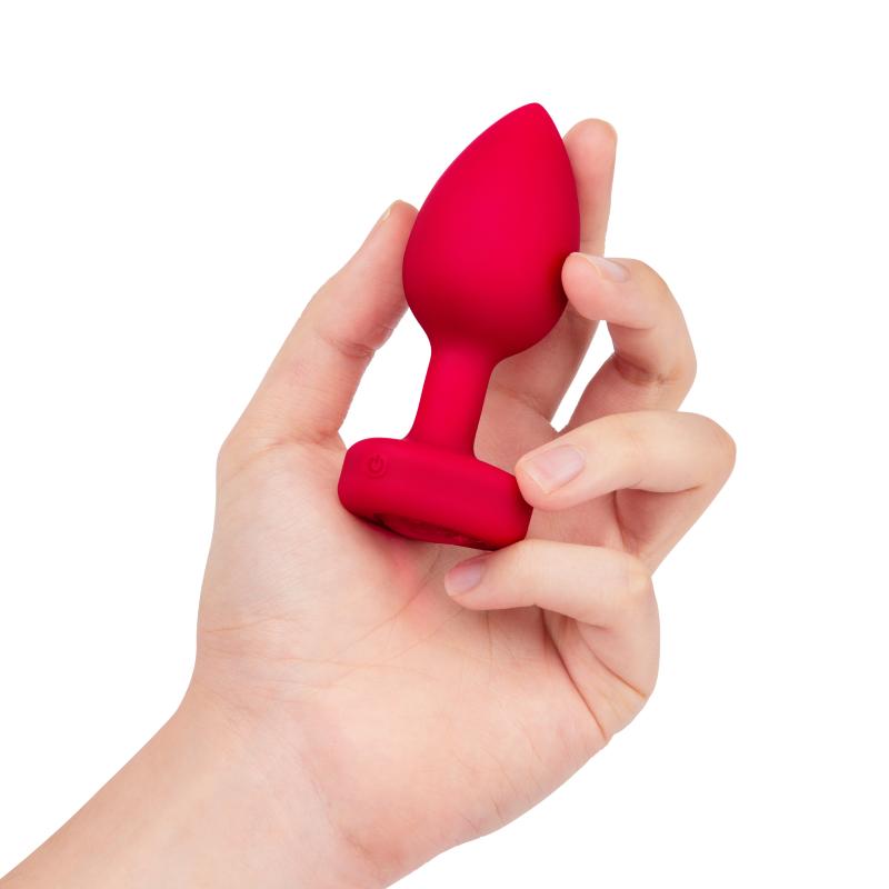 B-Vibe - Vibrating Heart Plug M/L Red 10