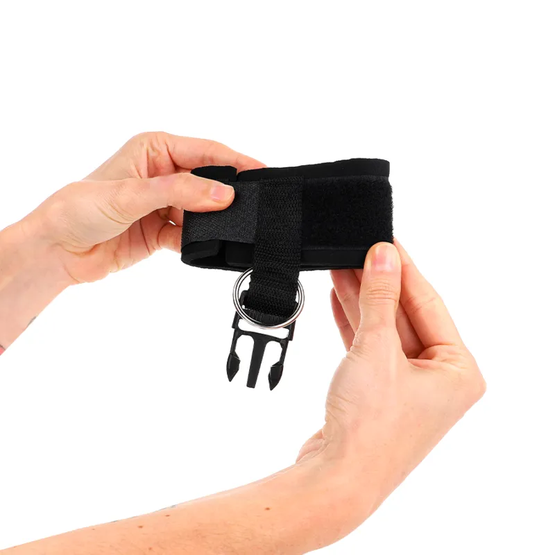 Kink - Neoprene Hook&Loop Fastener Wrist Restraints Black Adjustable 22-34 Cm 3