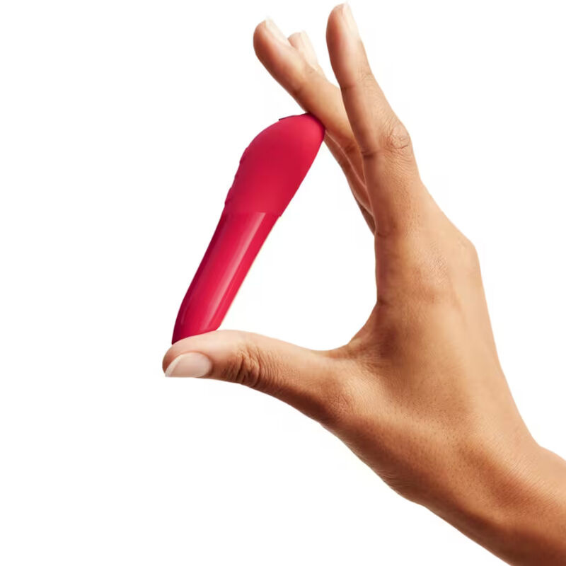 We-vibe - tango x rechargeable bullet vibrator cherry red 5