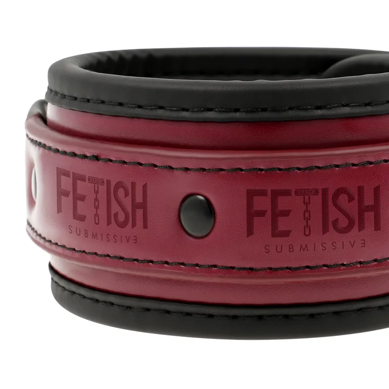 Fetish Submissive Dark Room Handcuffs Vegan Leather - Putá 2