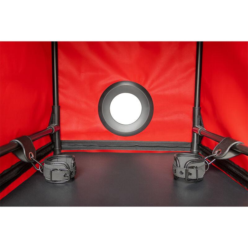 Secret dome - kink club cabina bukkake black & red 5