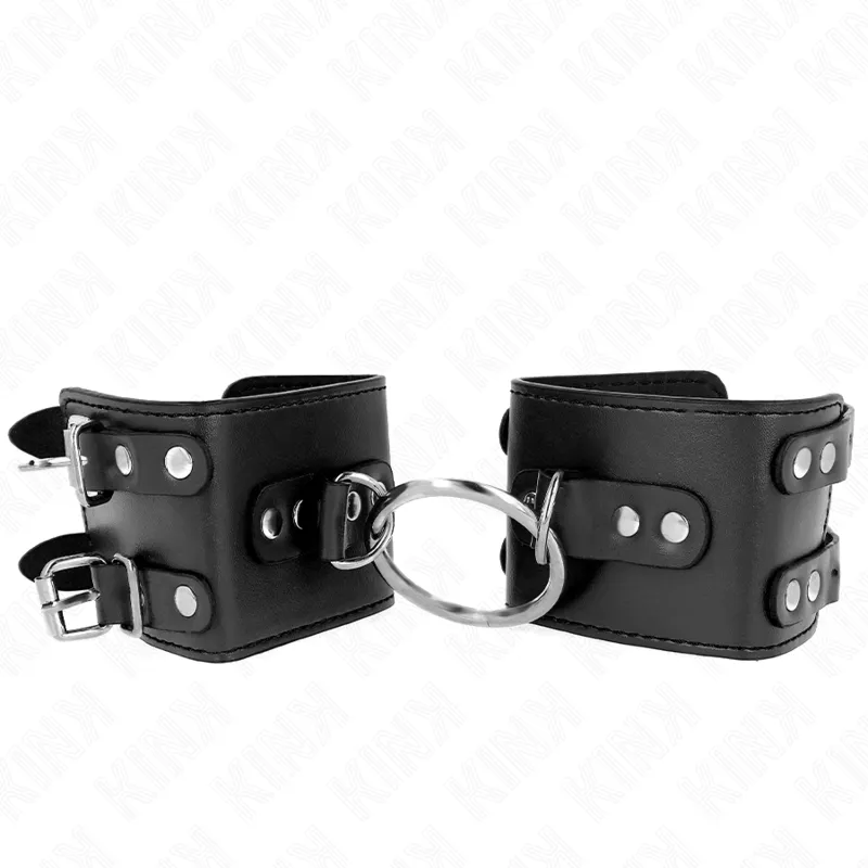 Kink - Fixed Wrist Restraints With Ring And Studs Adjustable Black 17-22 Cm X 6.5 Cm