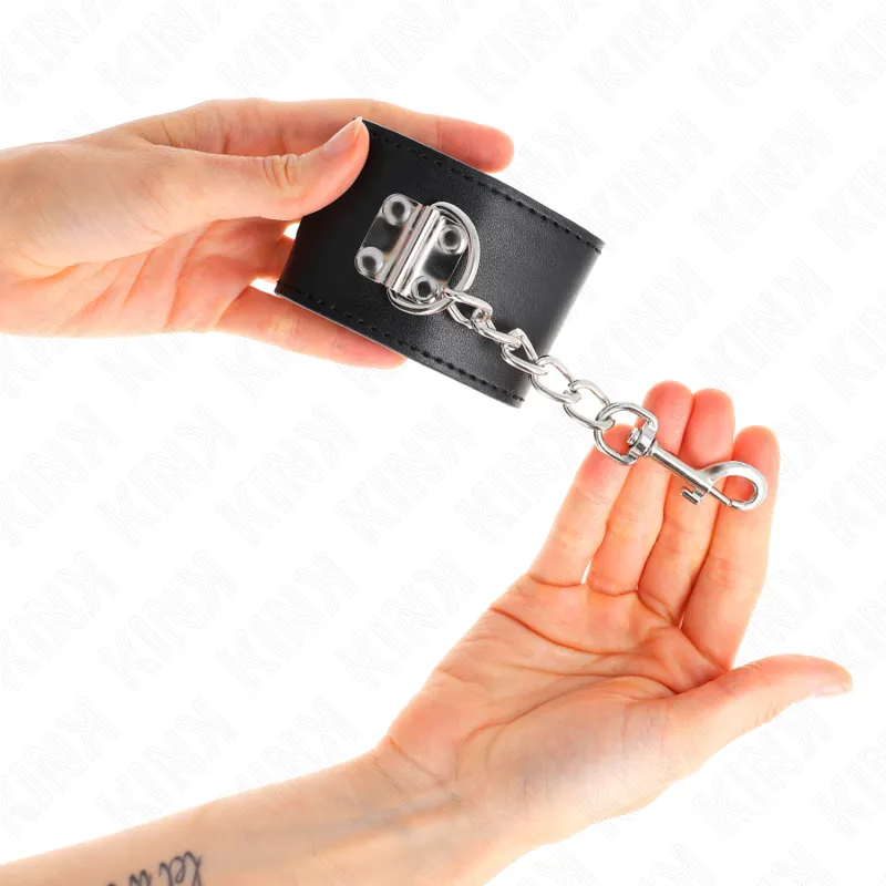 Kink - Wrist Restraints With Padlock Closure Black Adjustable 16-23 Cm X 5.5 Cm 2
