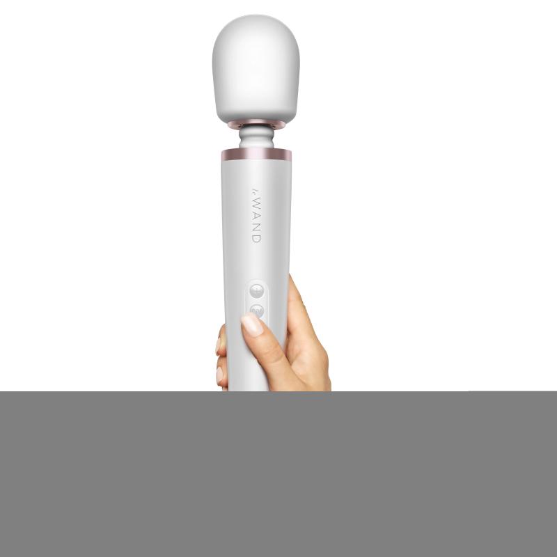 Le Wand - Rechargeable Massager Pearl White 4