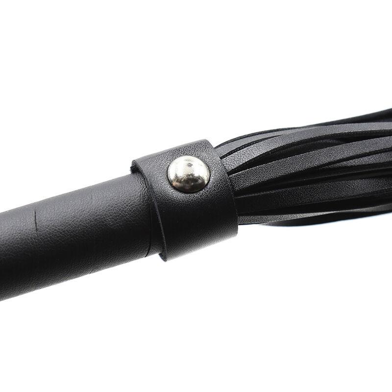 Ohmama Fetish Silver Rivet Flogger 3