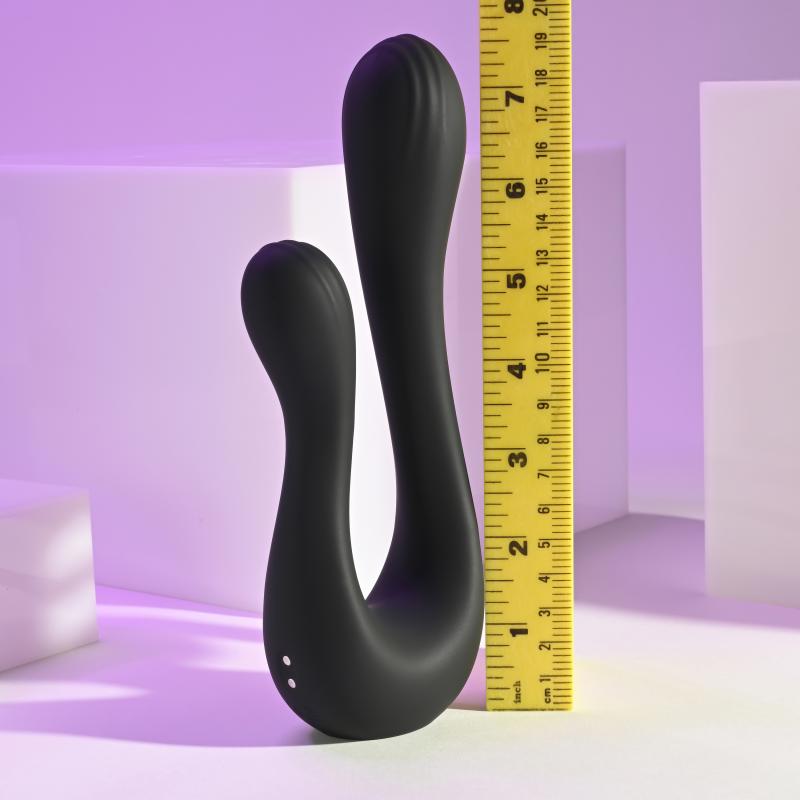 Playboy - The Swan Black 9