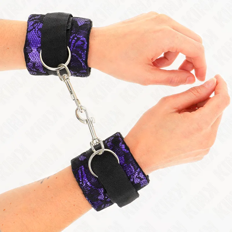 Kink - Short Velvet Lace Wrist Restraints And Nylon Bind Purple / Black 23 X 6.5 Cm