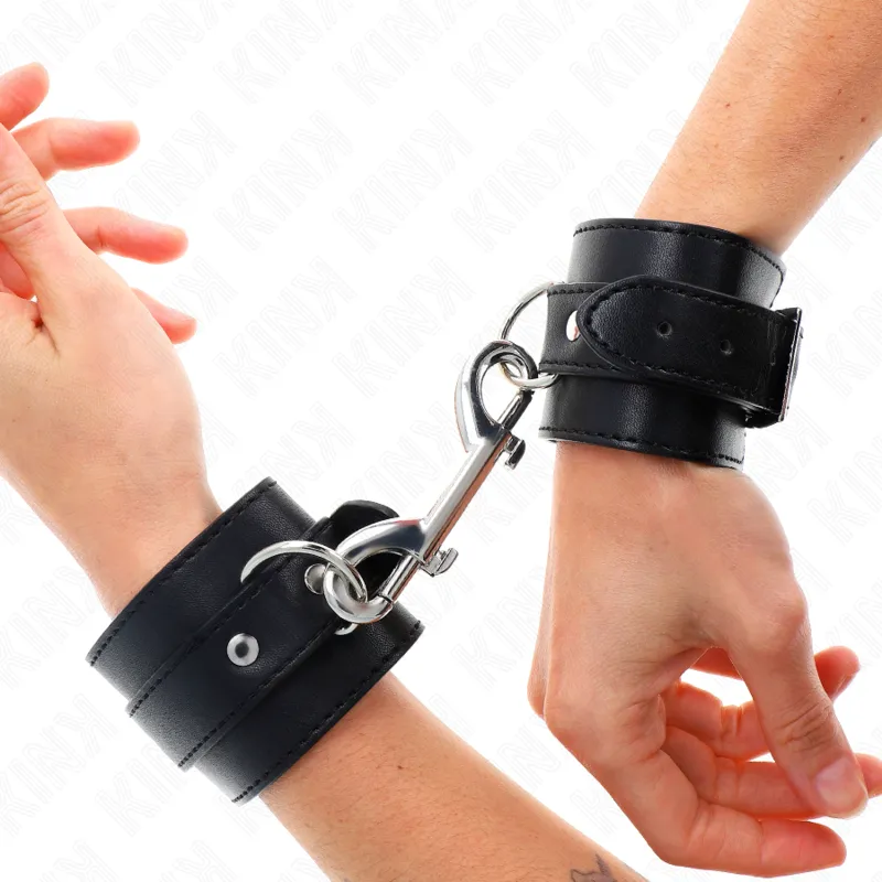 Kink - Wrist Restraints-Single Rivet Row And Big Buckle Black Adjustable 17-28 Cm X 5 Cm 3