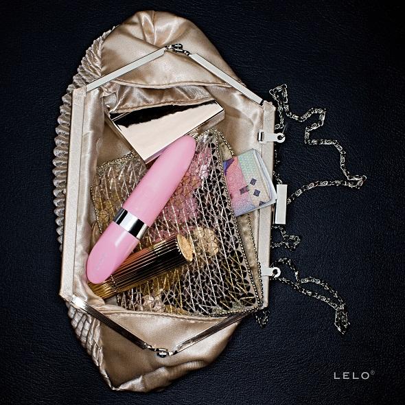 Lelo - Mia 2 Vibrator Petal Pink 11