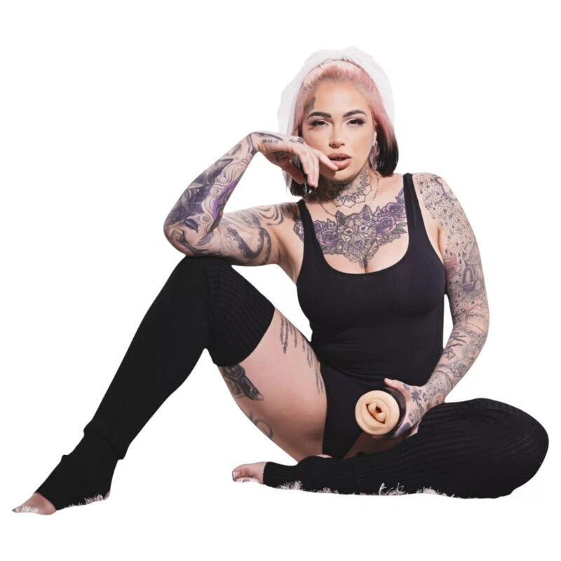 Kiroo - raven mouth realistic viper tongue masturbator 4